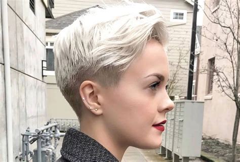 lesbian hairstyles|60 Aesthetic and Edgy Lesbian Haircuts for 2024